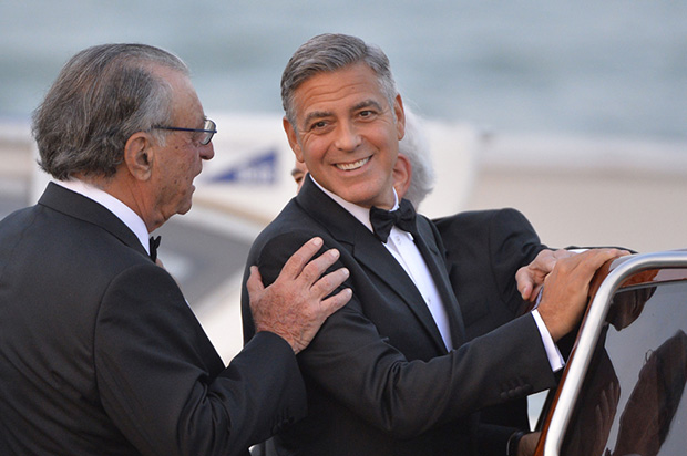 George Clooney ulazi u hotel na svoje vjenčanje